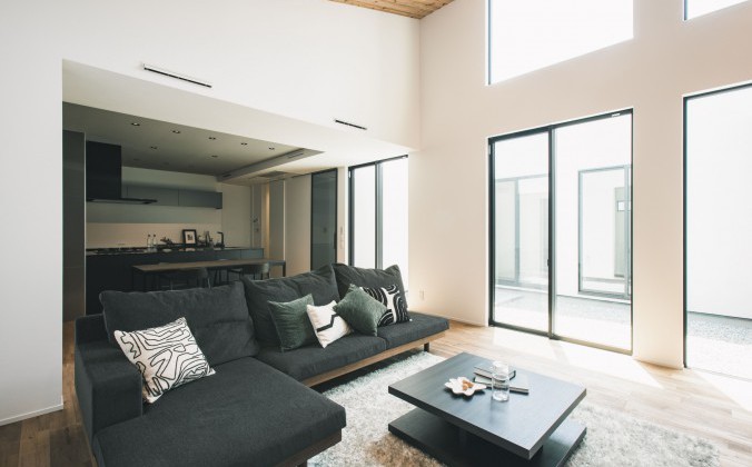 【モデル】
8月上旬完成予定
吹田市泉町